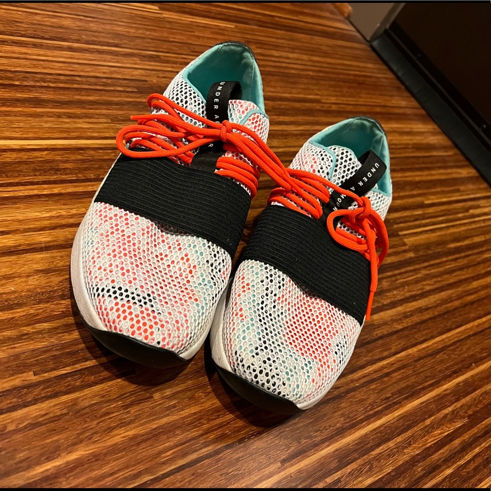Under Armor Breathe Lace Sneakers